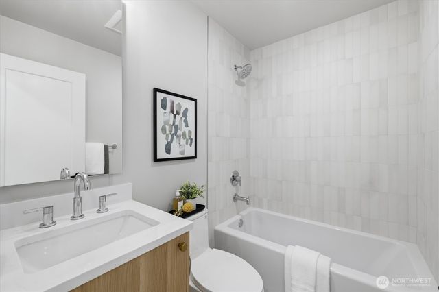 1407 29th Avenue, Seattle, WA 98122