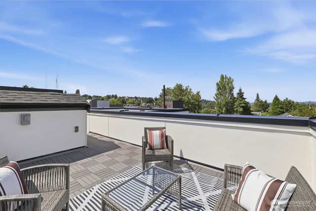 1407 29th Avenue, Seattle, WA 98122