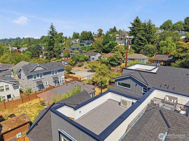 1407 29th Avenue, Seattle, WA 98122
