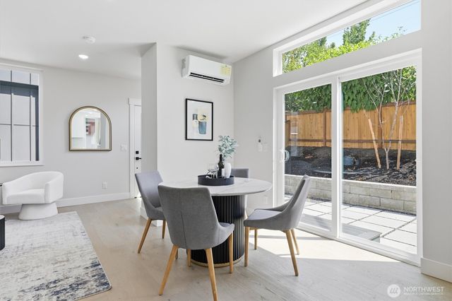 1407 29th Avenue, Seattle, WA 98122