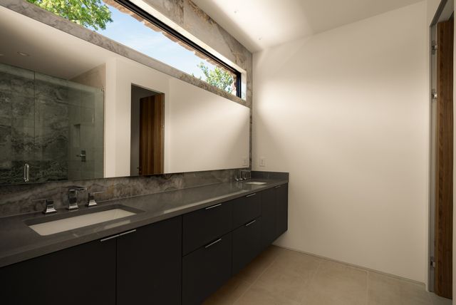 4606 Granny White Pike, Nashville, TN 37220