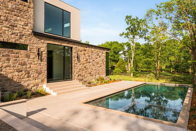 4606 Granny White Pike, Nashville, TN 37220