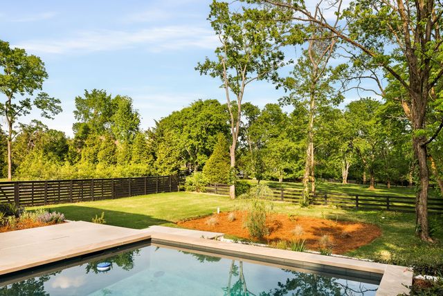 4606 Granny White Pike, Nashville, TN 37220