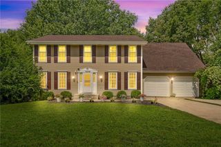 1304 Wellington Way, Liberty, MO 64068