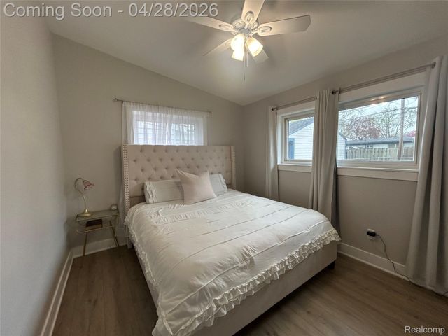 11478 Silver Drive, Sterling Heights, MI 48314
