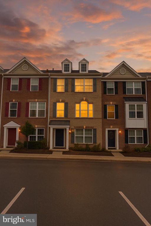 7926 SILVER OAK RD, Hanover, MD 21076