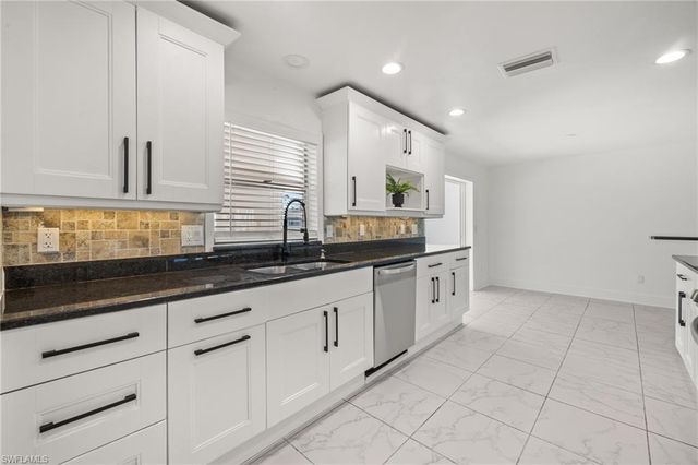 3429 Sleepy Hollow LN, Punta Gorda, FL 33950