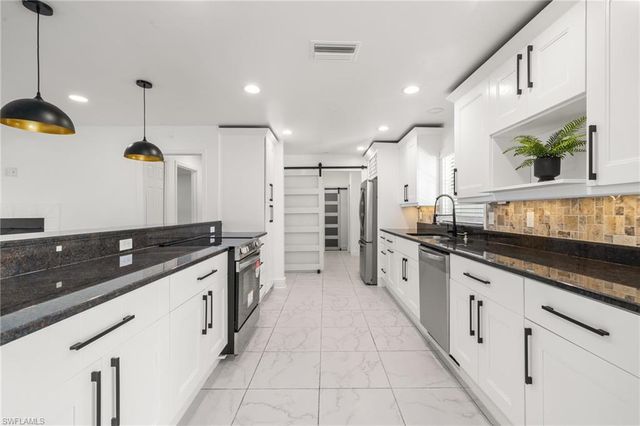 3429 Sleepy Hollow LN, Punta Gorda, FL 33950