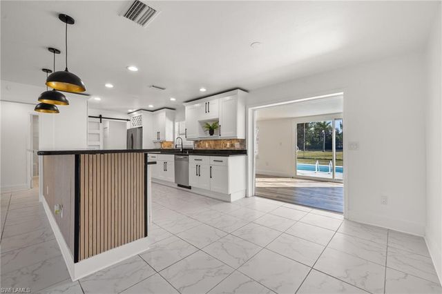 3429 Sleepy Hollow LN, Punta Gorda, FL 33950