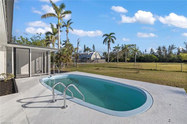 3429 Sleepy Hollow LN, Punta Gorda, FL 33950