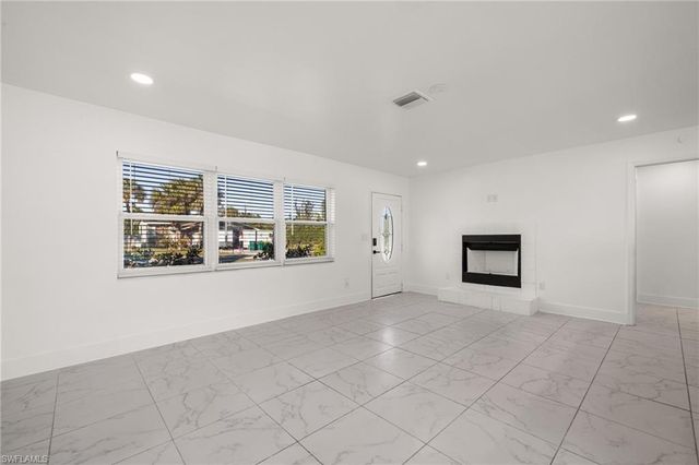 3429 Sleepy Hollow LN, Punta Gorda, FL 33950