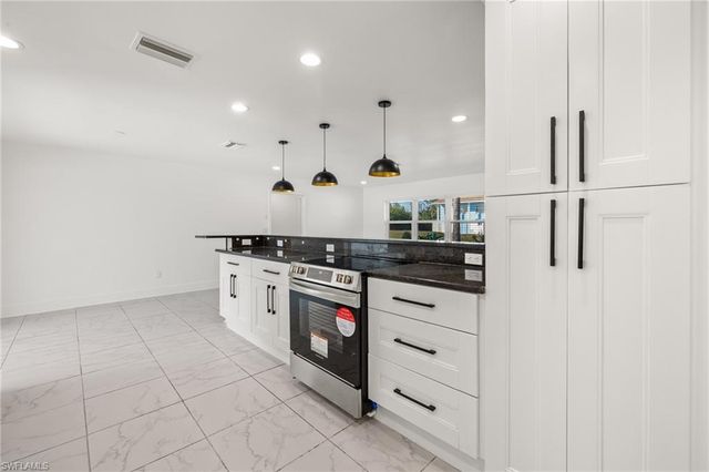 3429 Sleepy Hollow LN, Punta Gorda, FL 33950