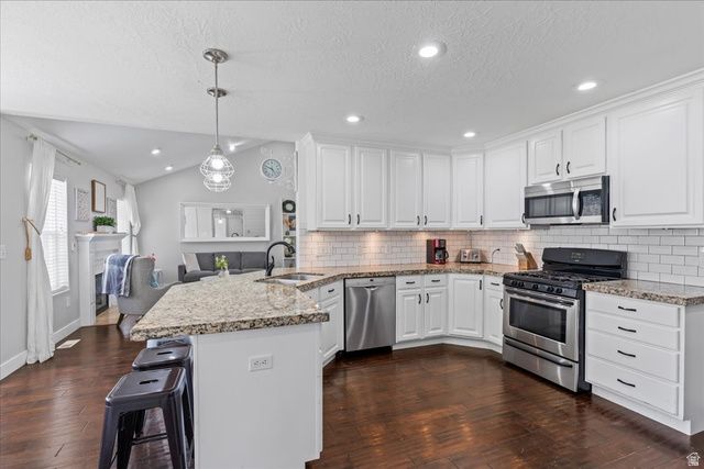 771 W MEADOW SIDE DR, Saratoga Springs, UT 84045