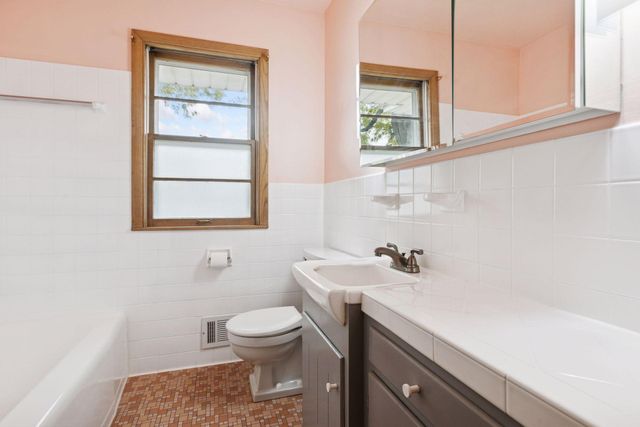 7539 17th Avenue S, Richfield, MN 55423