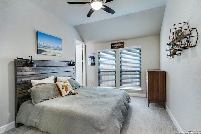 10027 Sarah Place, Boerne, TX 78006