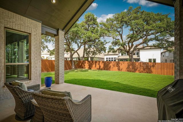 10027 Sarah Place, Boerne, TX 78006