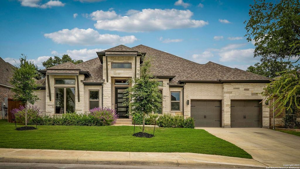 10027 Sarah Place, Boerne, TX 78006