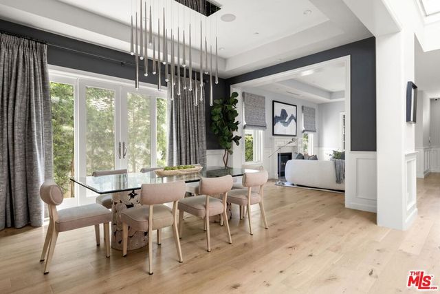 926 S Gretna Green, Los Angeles, CA 90049