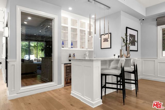 926 S Gretna Green, Los Angeles, CA 90049