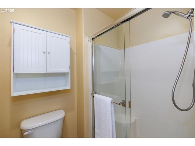 14681 Nw BLACKTHORNE Ln, Portland, OR 97229