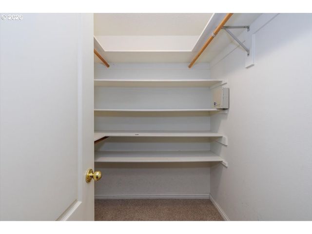 14681 Nw BLACKTHORNE Ln, Portland, OR 97229