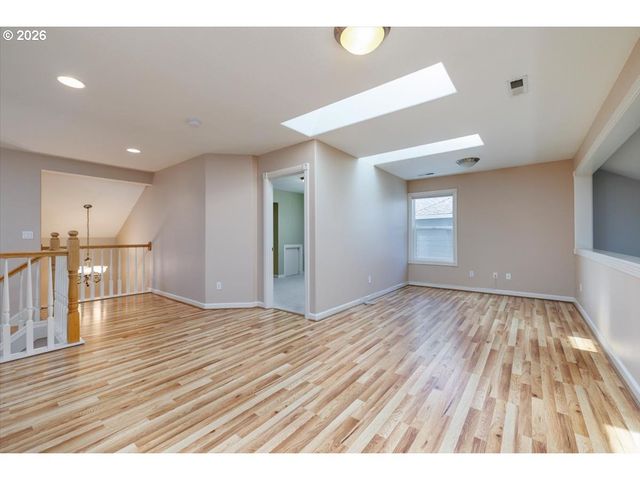14681 Nw BLACKTHORNE Ln, Portland, OR 97229