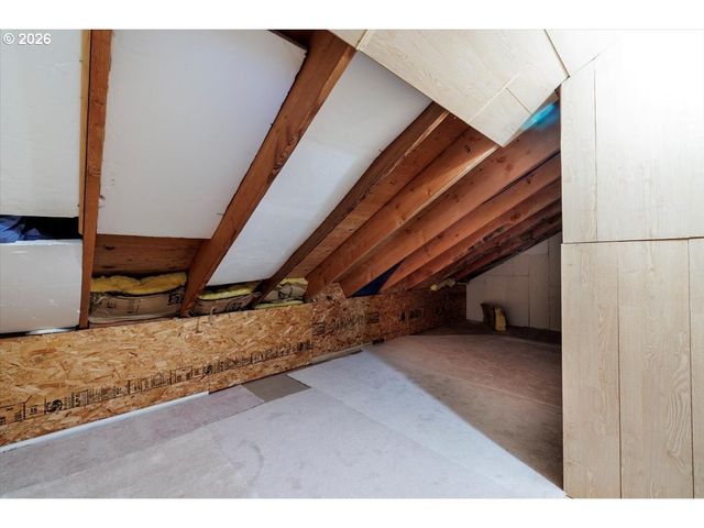 14681 Nw BLACKTHORNE Ln, Portland, OR 97229