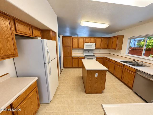 18300 Alderwood Court, Reno, NV 89508