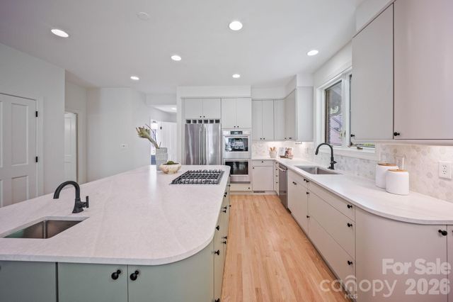5901 Marsailles Court, Charlotte, NC 28277