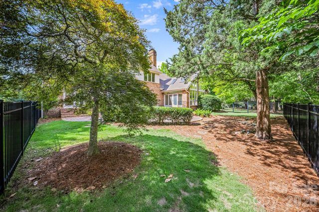 5901 Marsailles Court, Charlotte, NC 28277