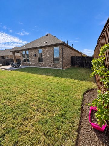 2924 Faro Road, Aubrey, TX 76227