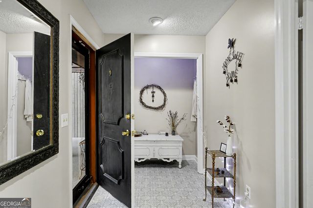 62 Stornoway Drive UNIT #2, Clayton, GA 30525