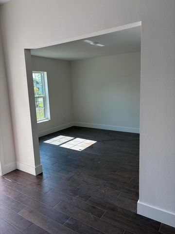 3901 N 147 Avenue, Loxahatchee Groves, FL 33470