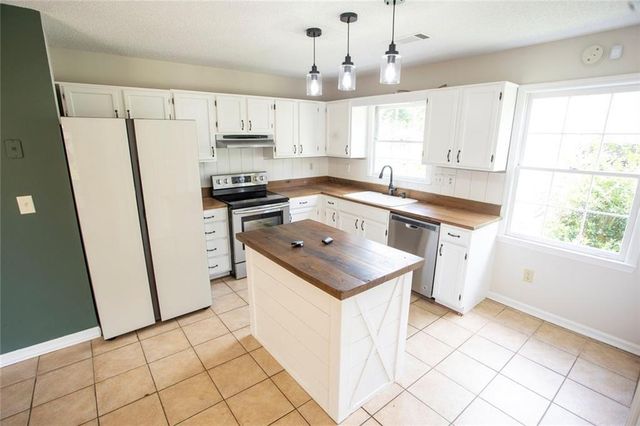 4960 Shipp Road, Powder Springs, GA 30127