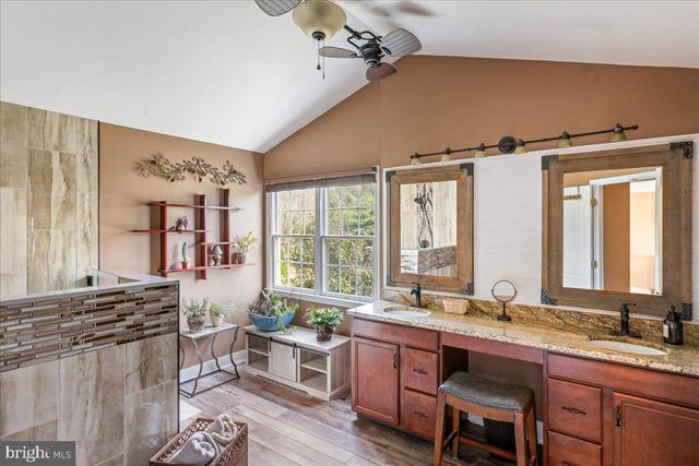 3657 POWDER HORN DR, Furlong, PA 18925