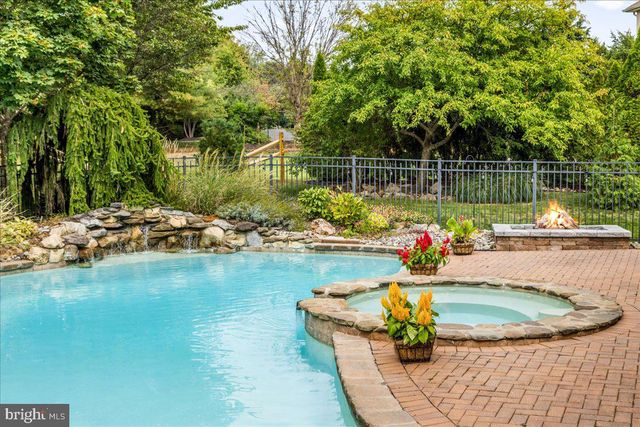 3657 POWDER HORN DR, Furlong, PA 18925