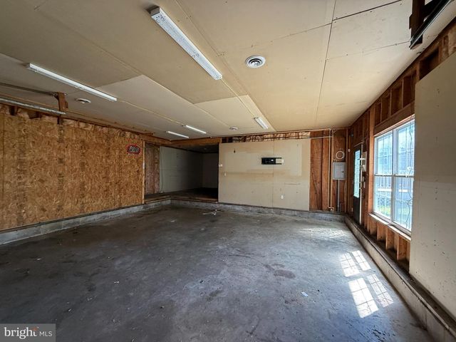 962 CRYSTAL ROCK RD, Lusby, MD 20657
