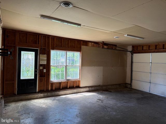 962 CRYSTAL ROCK RD, Lusby, MD 20657
