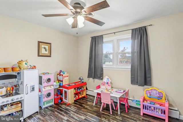 930 S GREEN ST, Palmyra, PA 17078