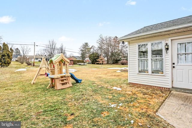 930 S GREEN ST, Palmyra, PA 17078