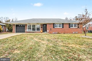 930 S GREEN ST, Palmyra, PA 17078