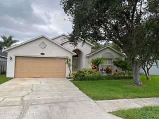 1044 Sedgewood Circle, Melbourne, FL 32904