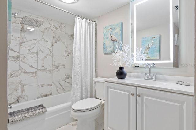 10365 PARADISE BOULEVARD 21, Treasure Island, FL 33706