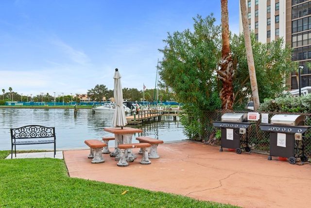 10365 PARADISE BOULEVARD 21, Treasure Island, FL 33706