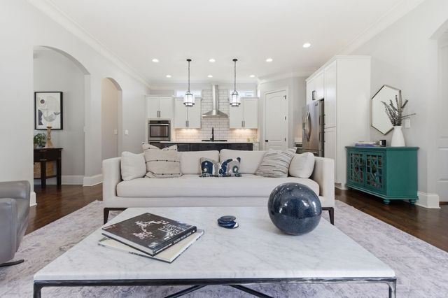1816 10th Ave, S, Nashville, TN 37203