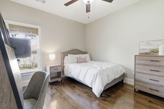1816 10th Ave, S, Nashville, TN 37203
