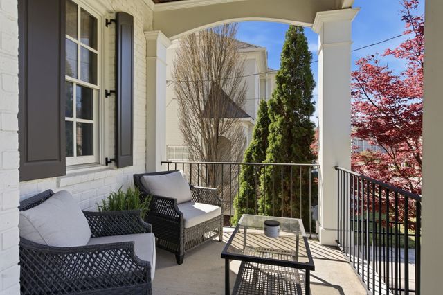 1816 10th Ave, S, Nashville, TN 37203