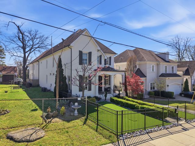 1816 10th Ave, S, Nashville, TN 37203