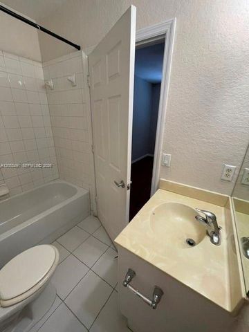 3558 Oleander Ter 3558, Riviera Beach, FL 33404