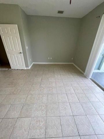 3558 Oleander Ter 3558, Riviera Beach, FL 33404